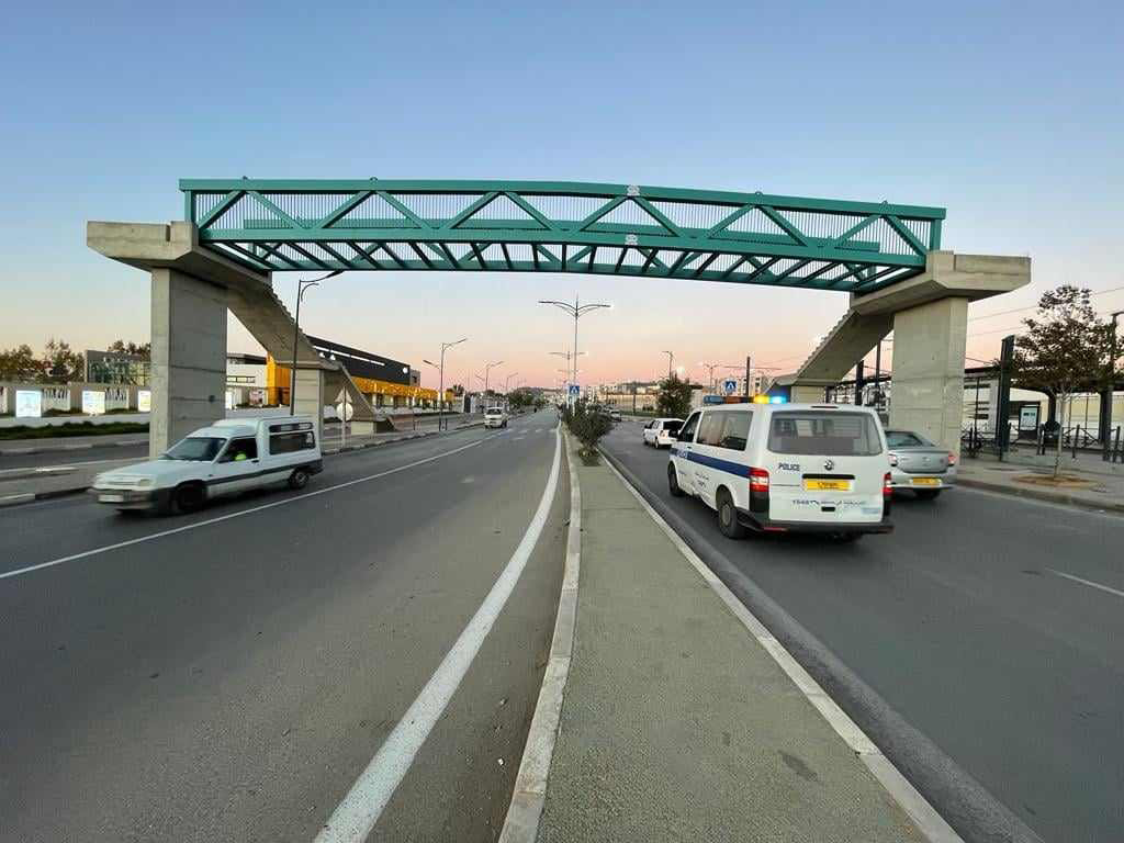 Projet de réalisation d'une passerelle pour piétons